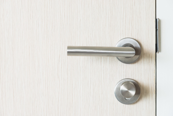 Tope adhesivo para puertas (pack 4 uds)